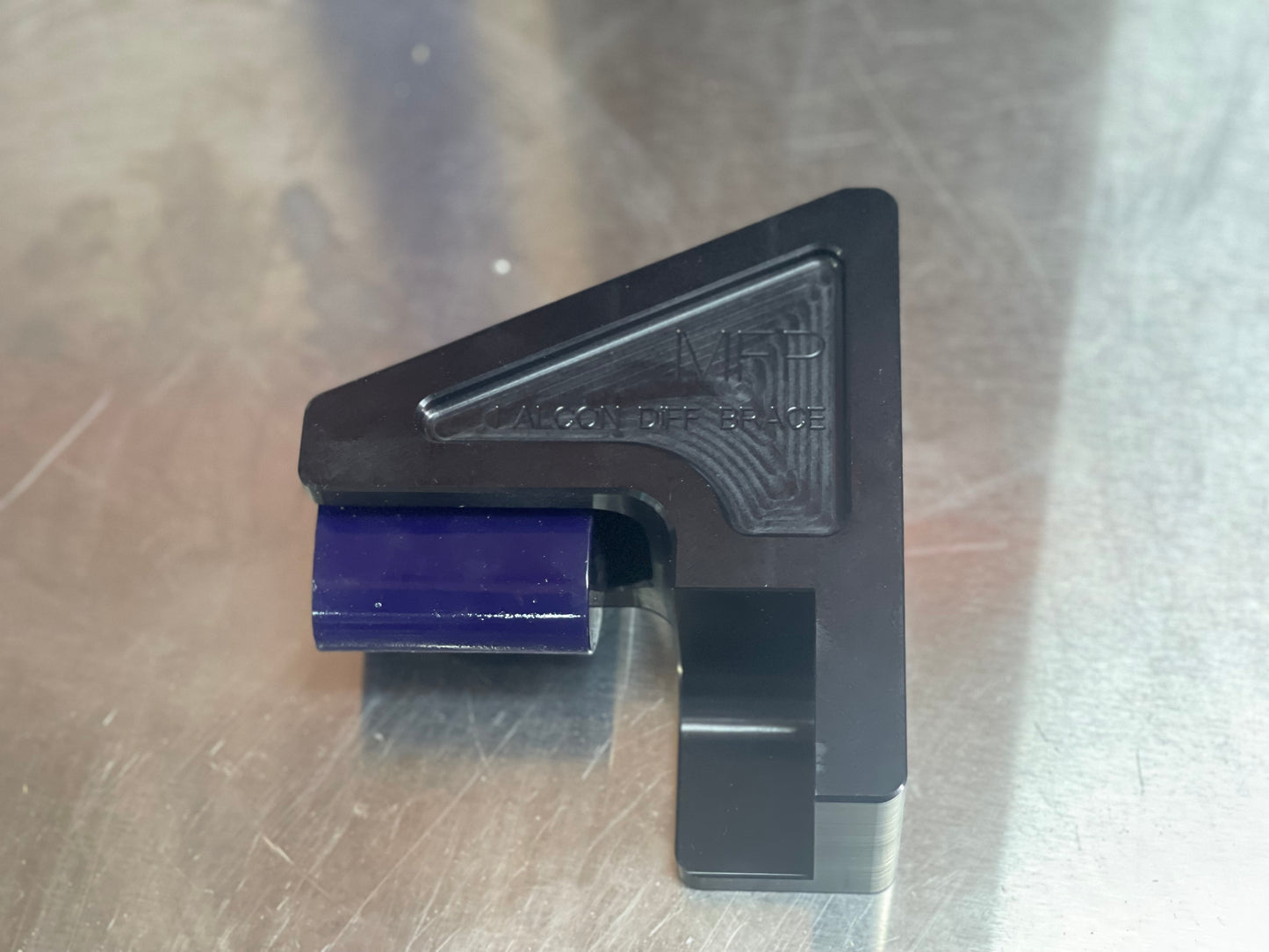 BA to FGX Falcon diff brace