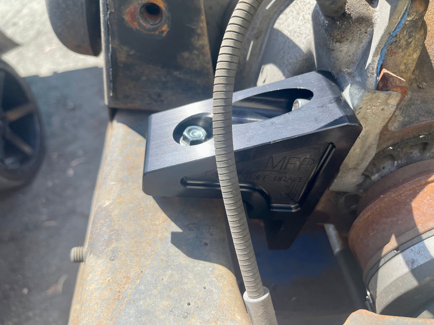 BA to FGX Falcon diff brace
