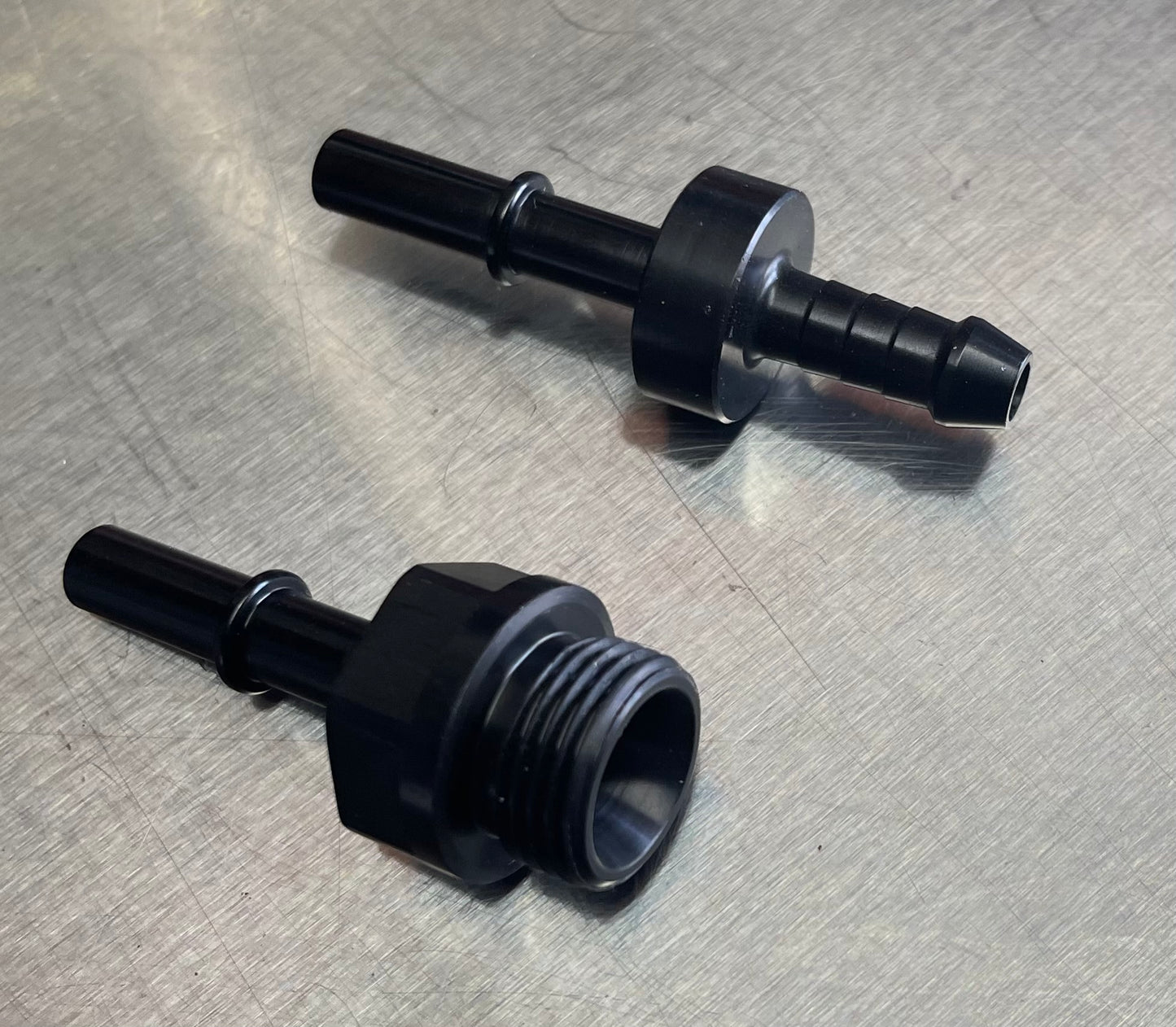 FG FG/X Miami V8 Falcon V8 Fuel line adaptors